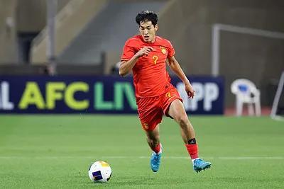 世界杯高清直播平台-博主：17岁小将布尼亚明目前在云南玉昆试训